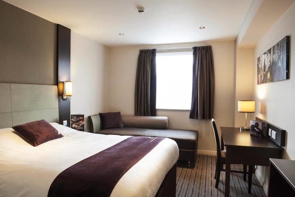 Premier Inn Hayle Exterior foto